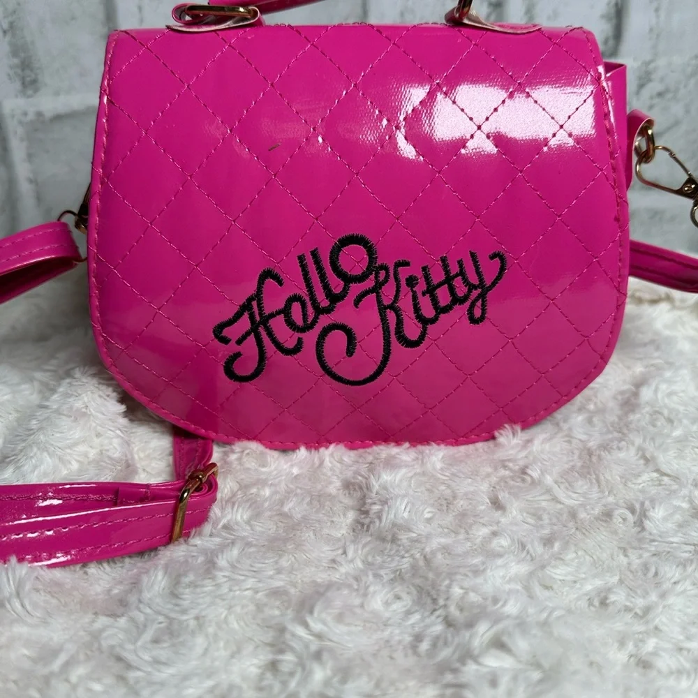 Hello Kitty Bright Pink Quilted Crossbody Bag Bundle